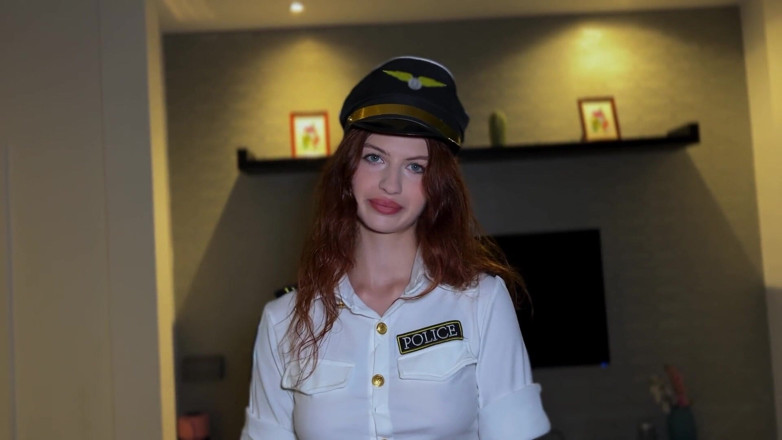 linamigurt: Angry Policewoman Was Tamed by My Dick