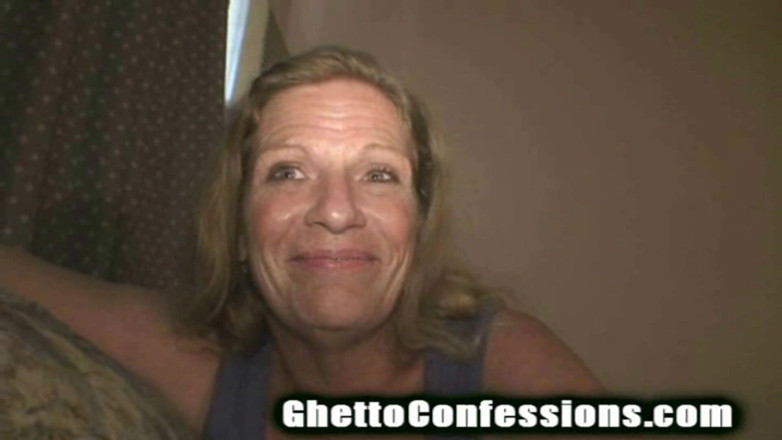 Ghetto Confessions: Потворна бабуся колишня стриптизерка, сука, великі цицьки, мінет, сперма, язик повії!