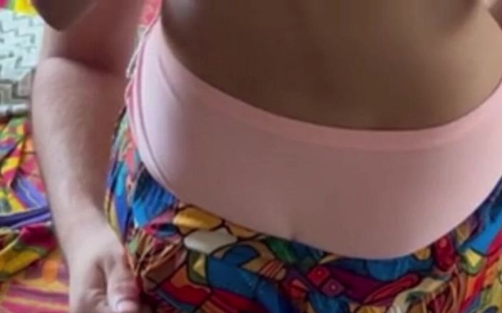 YourDickSucker: कॉलेज गर्ल पढ़ना चाहती थी लेकिन फिर चुद गई