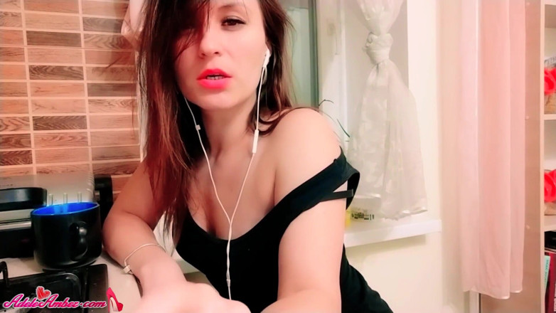 Adele Amber: Babe big ass fingering sweet pussy and smoke fetish....