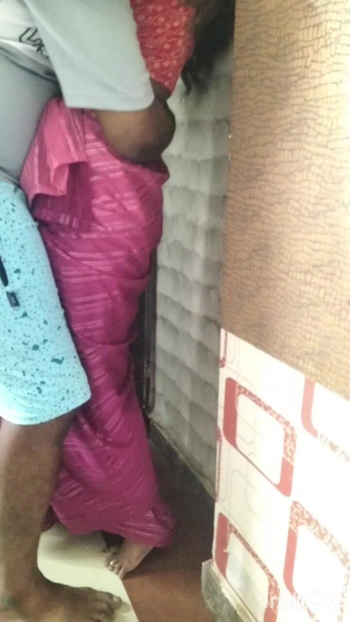 Funny couple porn studio: Sesso erotico tamil con suocero