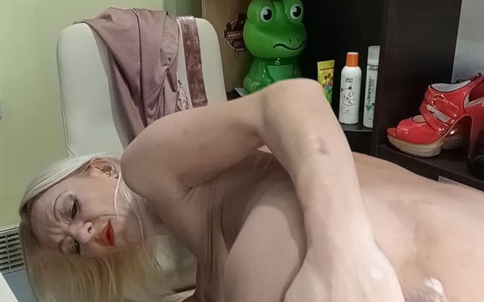 Nadin: Anslut rövknull prolaps och anal orgasm