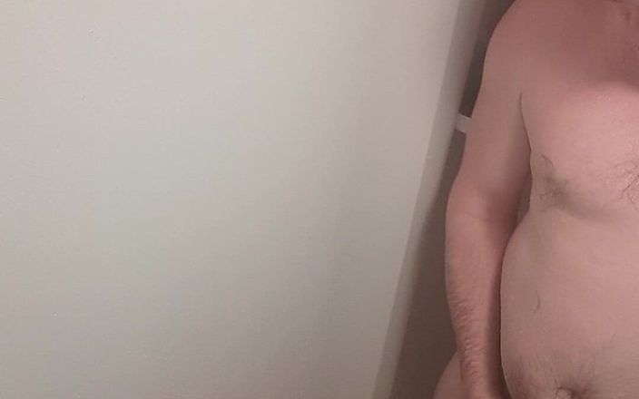 yaller62: Seks di kamar mandi kecil