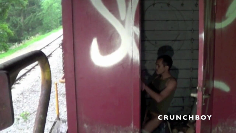 Crunch Boy: Jak fucked bareback by straight boy outdoors