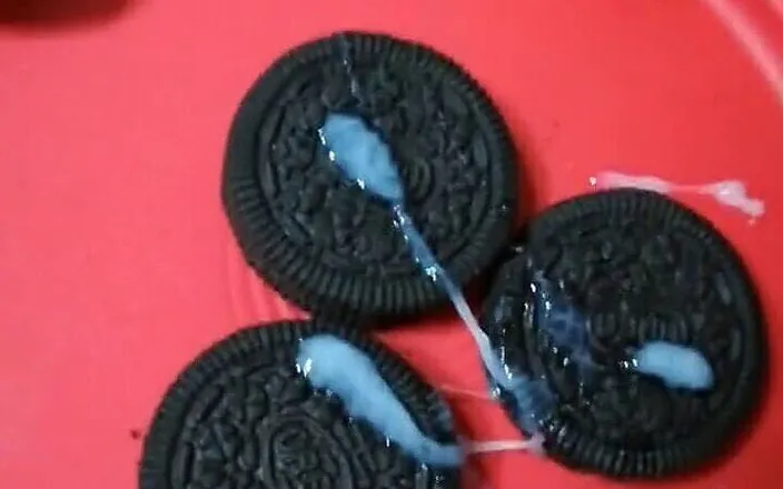 TheArtOfCum: Got Milk? Oreos and Cum - Cum on Food 1