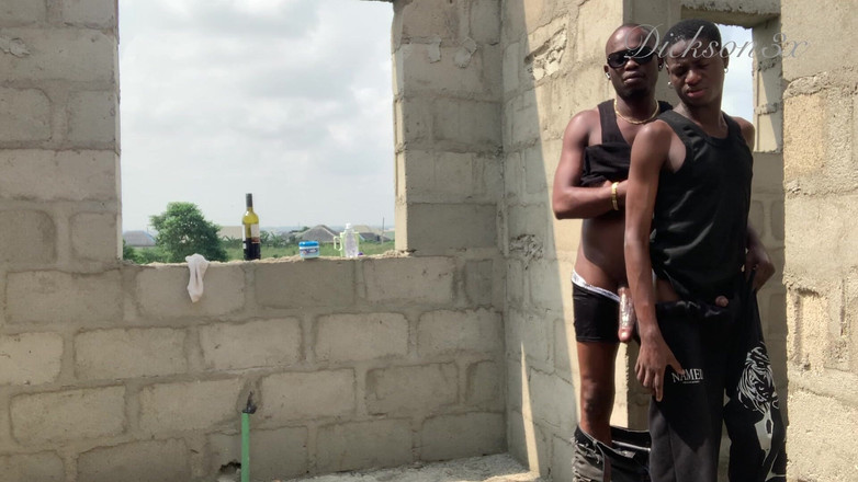 Dickass3x: Träffade honom i en oföränderlig byggnad och satte honom sedan...