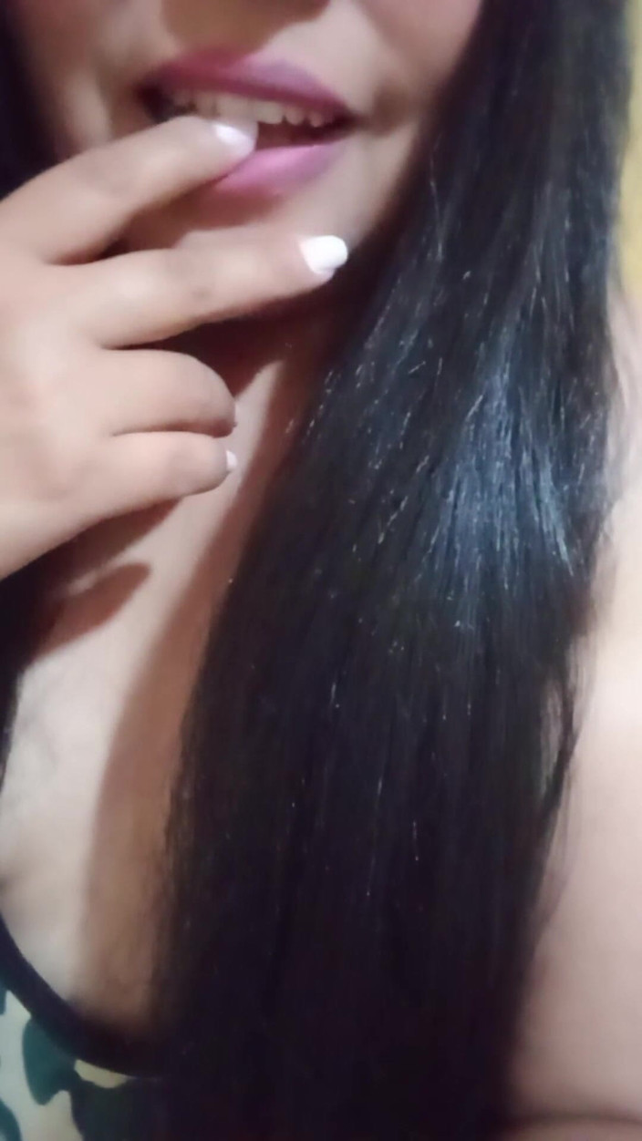 Carla Villalobos: Řeknu ti svůj nadržený příběh v sauně s mým přítelem,...