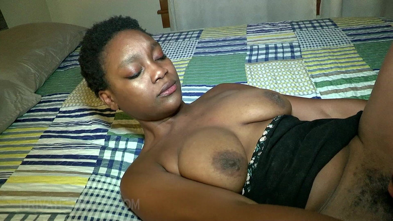 Private Society: काले छेद में चूसा