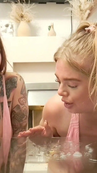 Sporco Split Play Video JOI Con La Tua Troia Preferita E Bonnie Rose