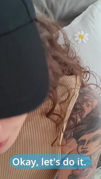 A mensageira não esperava que durante o parto ela fosse fodida com força na merda!