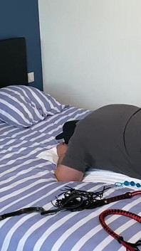 French Pegging - Bts - Un Abonné Venu Pour Être Humilié Et Baisé À Coups De Strapon Profond