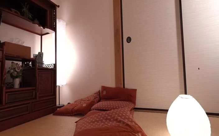 Vulture: Jun Suehiro - soția de alături intră din greșeală în apartamentul meu