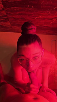 Pasangan sebenar mandi, sextape - kongkek amatur bertetek dengan ayah tiri di bilik mandi
