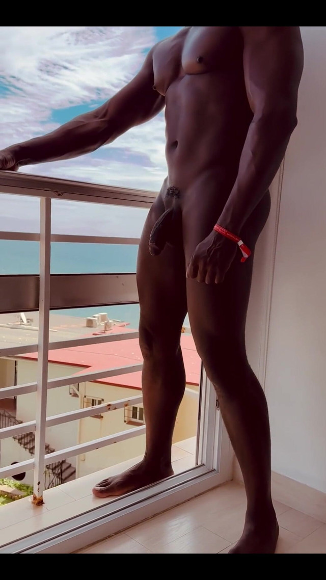 Remembering Spain (Afro Black XXX)