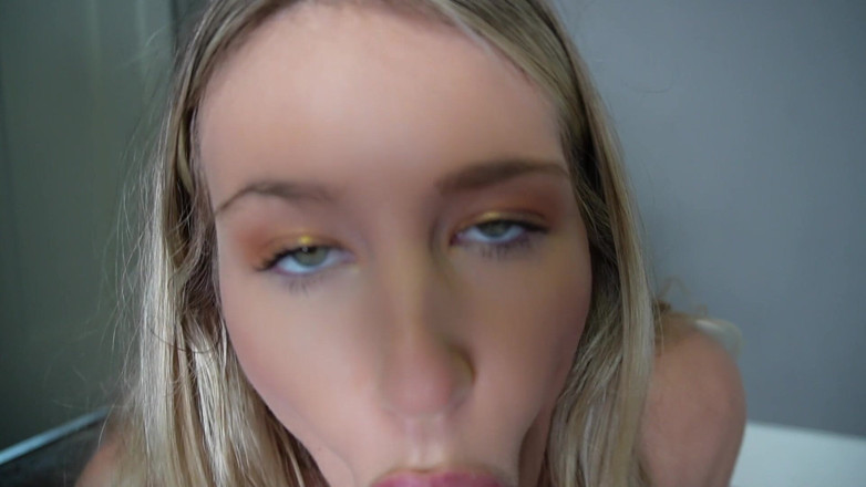 Keeks3005: Topless Stroking &amp; Sucking