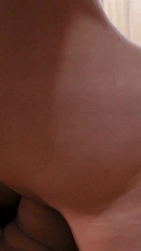 Due Bellissime Ragazze Mi Aspettavano Nella Stanza... Il Cazzo Si È Durizzato Subito
