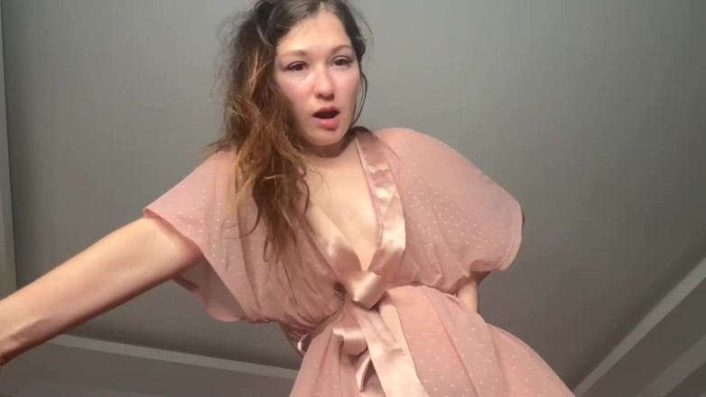 SexyMissMe: Ik zal bewijzen dat harig poesje beter is