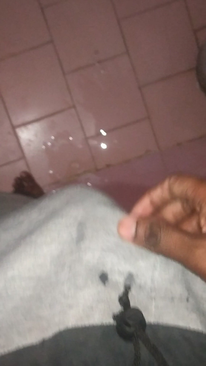 Tamil 10 inches BBC: Tamoul, 10 pouces, grosse bite noire, séance de pisse sexy