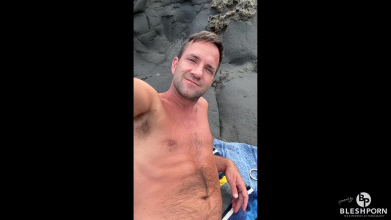 bleshporn: Tim Blesh mandi bugil alami