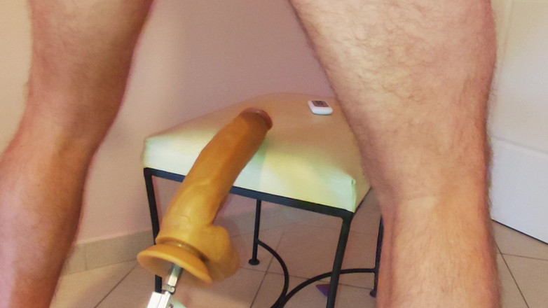 Dildofuckerxxx: Ngentot Mesin Plug Dan Dildo Besar