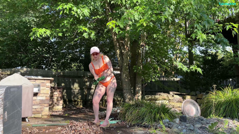 TabithaXXX: Une belle-mère utilise ses talents sexuels pour soudoyer son beau-fils...