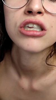 Blowjob Cum in Mouth Play Swallow Show