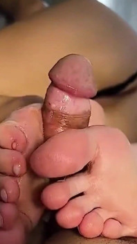 I Loved Her Feet and Married Her Because of Them