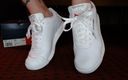 TLC 1992: Ayak parmaklarını sallıyor reebok prenses spor ayakkabılar