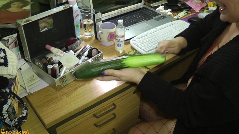 Anna Devot: The cucumber as butthole spare?