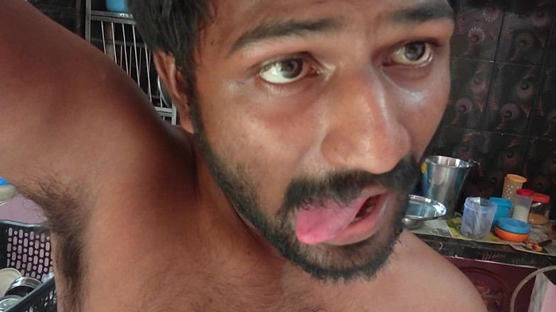 KUMBHA MANOJ KUMAR: Xhard повний настрій на смоктання