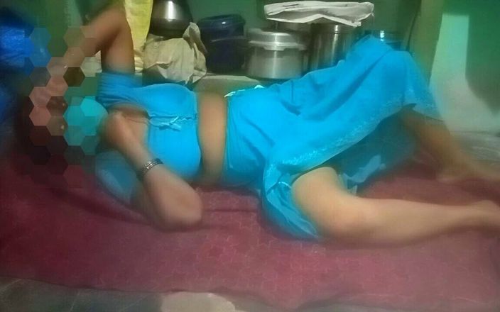 Priyanka priya: Desi-schandaal Tamil tante heeft erg hete seks