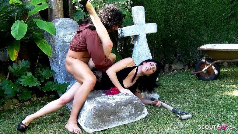 Full porn collection: Gardener fucks sexy skinny teen Lucy in the cemetery