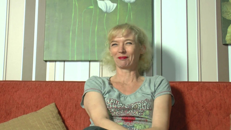 German amateur couples: Si jalang Jerman pancut melancap dalam aksi solo panas