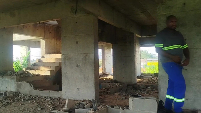 TheBlacKHunterr: 在我的靴子上