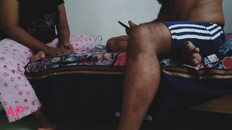 akashprimex790: Video rekaman seks istri sange dengan toket besar ini dientot...