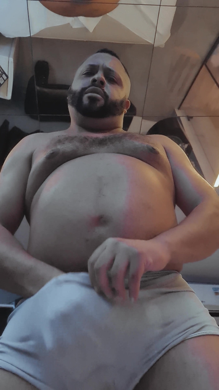 Punchbagplz: Bearzinho black raw POV - bez úniku