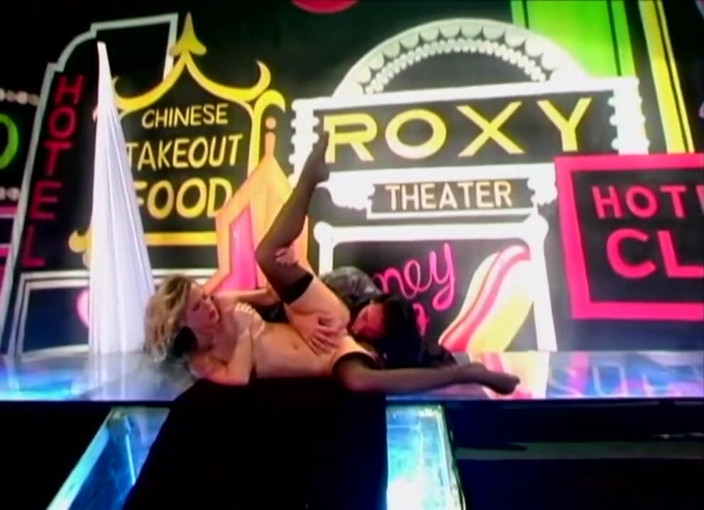 American Idol X: Gadis nakal rambut pirang ini dientot habis-habisan sama kontol besar