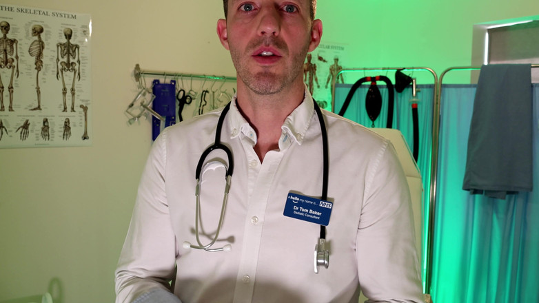 TomBakerBDSM: देखने का बिंदु लॉकटोबर - डॉ बेकर के साथ शुद्धता की जांच (4k)