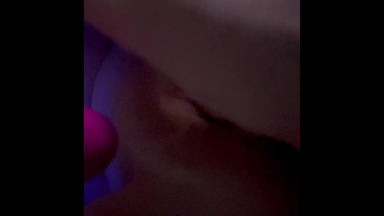 Sexy couple Canada: Tight Wet Pussy