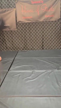 Marikh Solo Menggunakan Pilihan Atom Wedgie dalam kemenangan gusti
