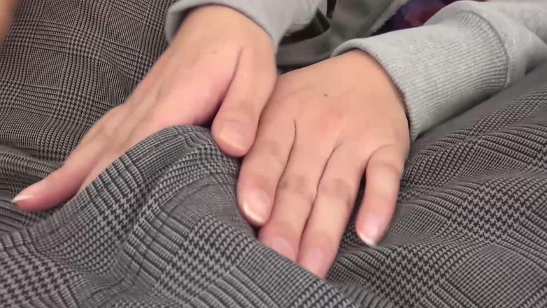 JAPAN IN LOVE: 美东方女孩场景-1 大奶日本少女在吮吸鸡巴之前自慰