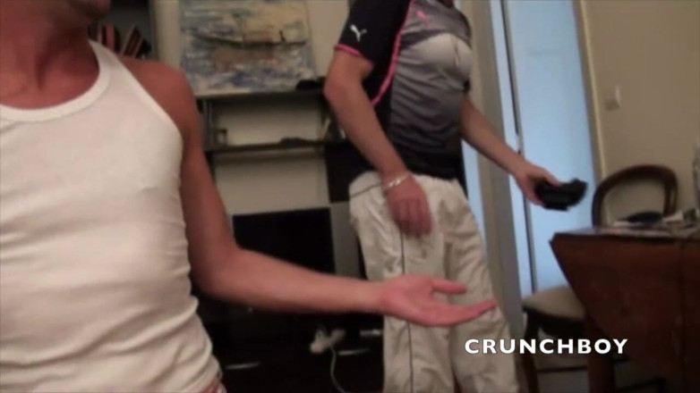 Crunch Boy: Sexig bisex twink med XXL kuk jävla tatuerad pojke botten
