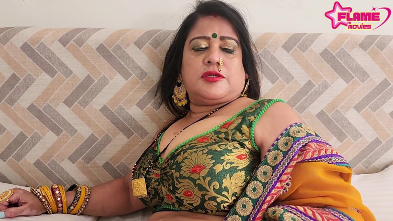 DesiHeat Studio: Mim Chachi Sex with Old Man Desi Sex Hindi Audio