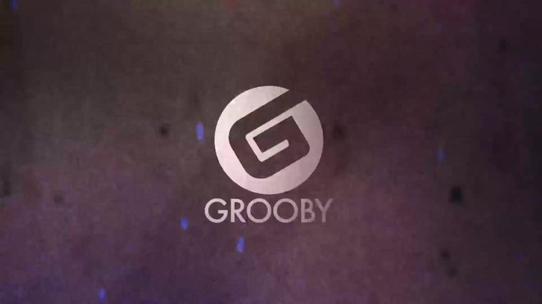 Grooby Girls: POV : 도미노 프레슬리는 그녀의 연인을 정상!