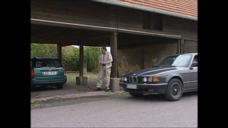 Muschi movie official: Failed Wanker Bets His Wife off at Poker and Watches...