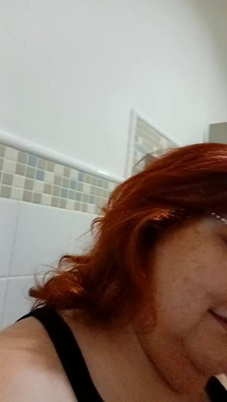 BBW nurse Vicki adventures with friends: Regardez ma nouvelle couleur et style de cheveux