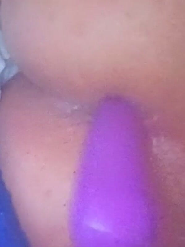 Nina Cute: Quando estou em um relacionamento, posso trair meu parceiro com...