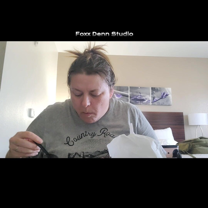 Foxx Denn Studio: Jezte se mnou? Skryté titulky