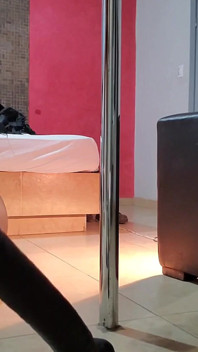 J’ai dû filmer devant la maison