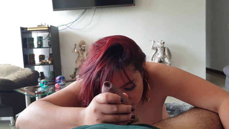 SoldierHugeCock: Pijpbeurt pov door Sofia Curves